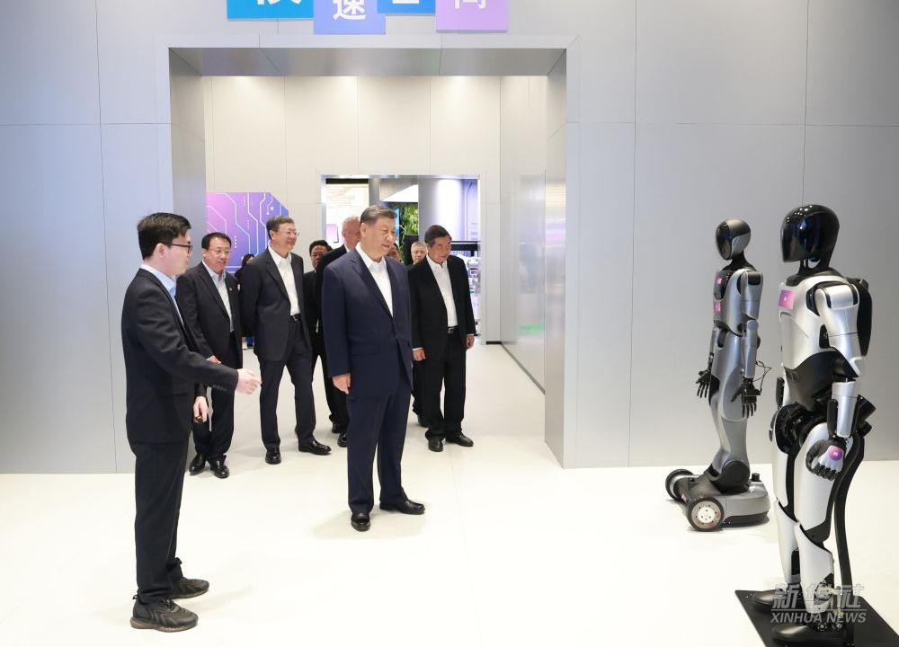 习近平总书记到上海调研，AG庄闲代表具身智能行业汇报进展